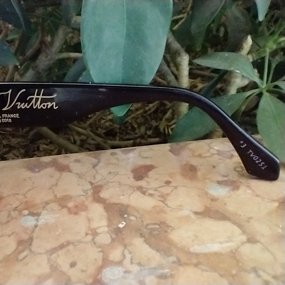 Louis Vuitton 1.1 Millionaire Sunglasses - Picture 8 of 16